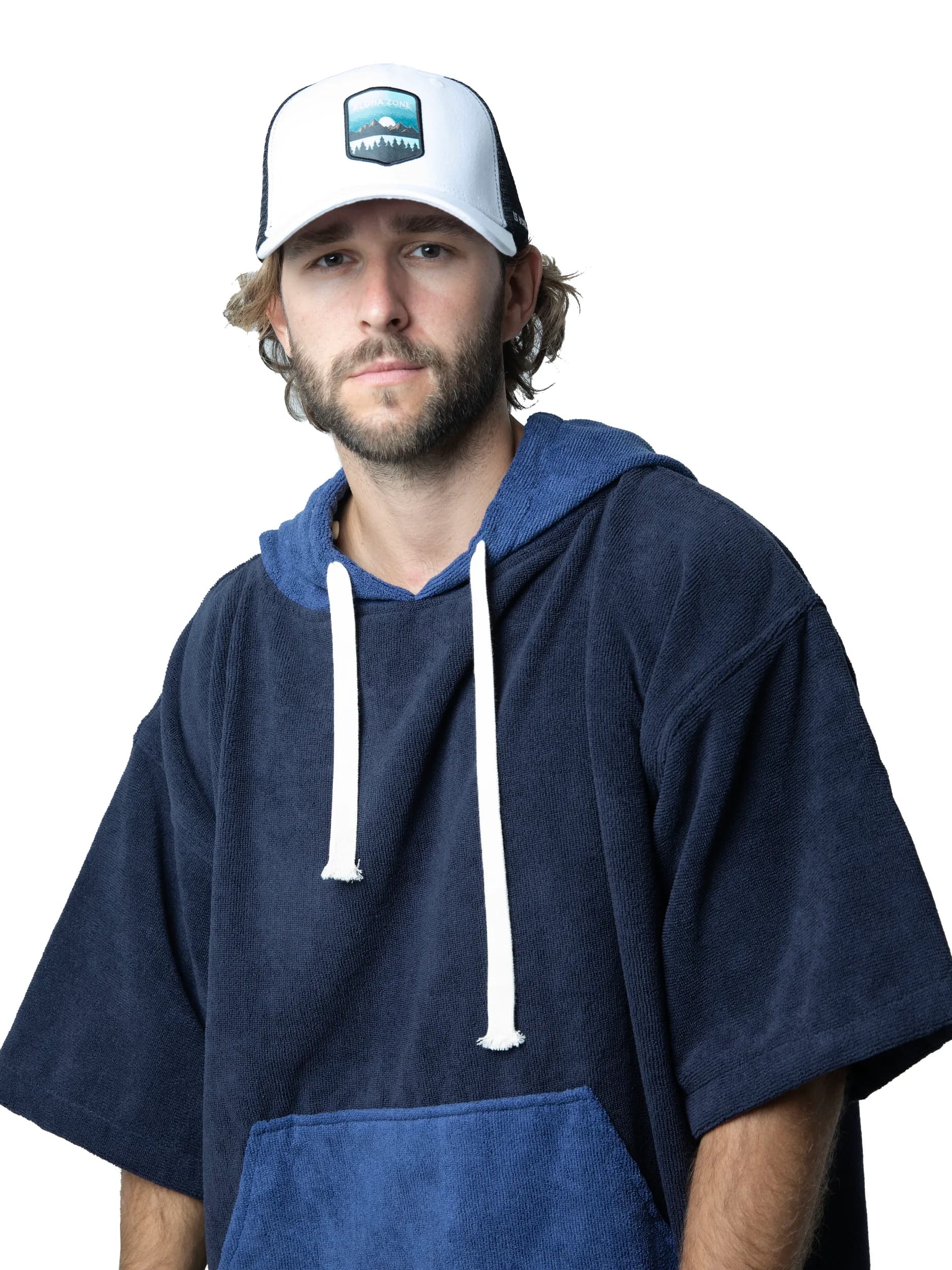Белая бейсболка Trucker Cap