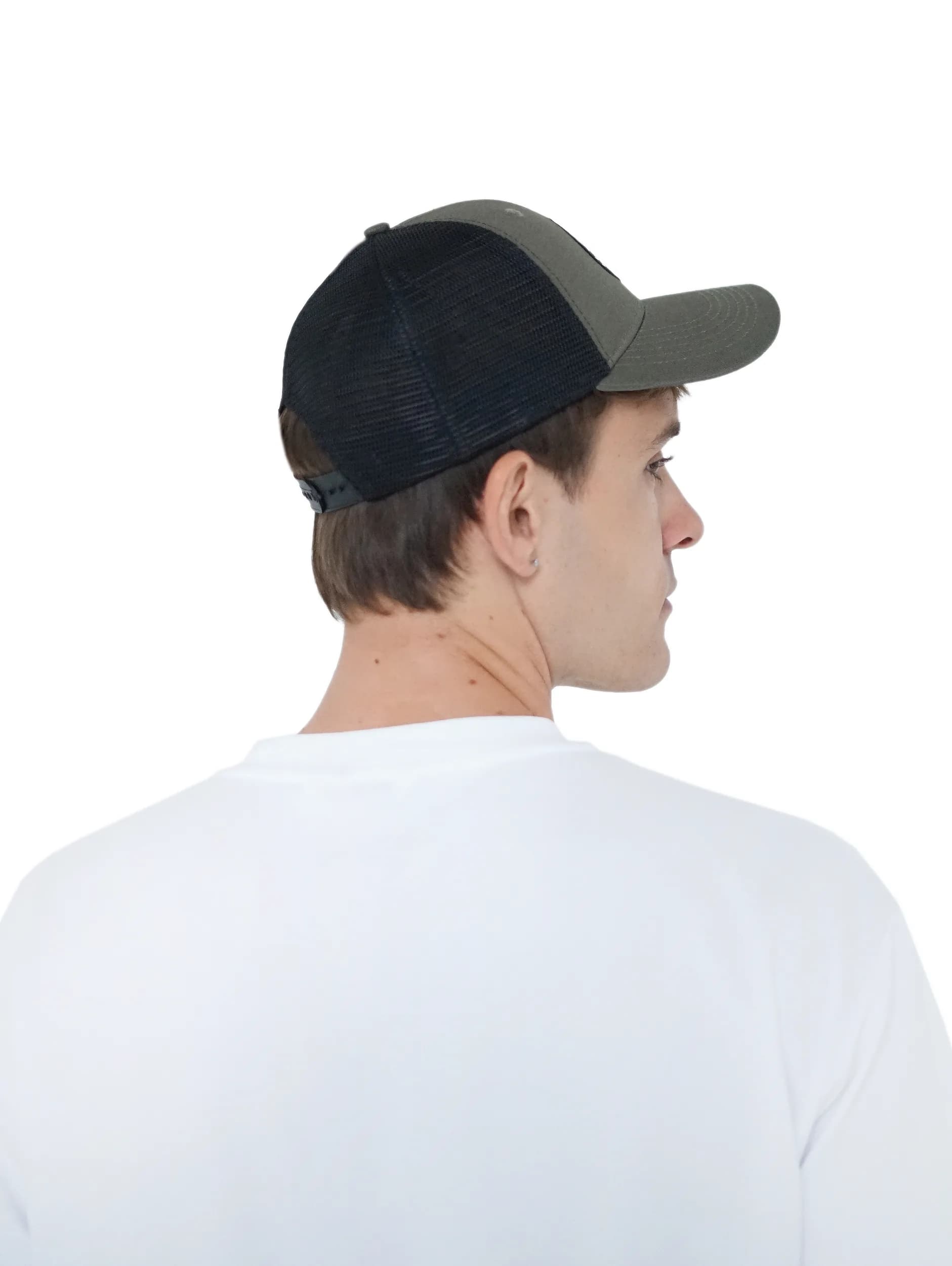 Бейсболка Trucker Cap
